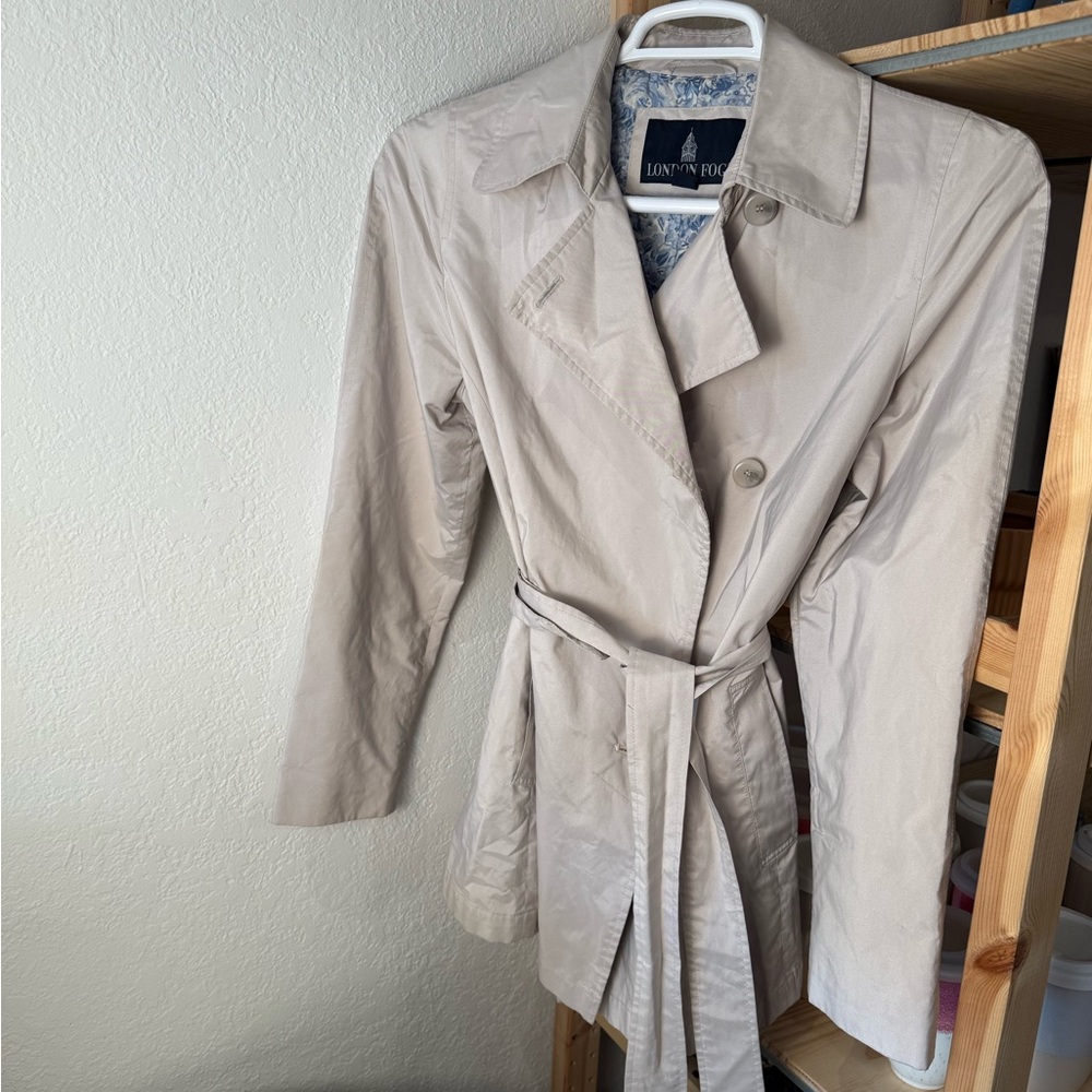 London Fog Women's Classic Tan Trench Coat